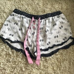 la vie en rose pajama shorts!